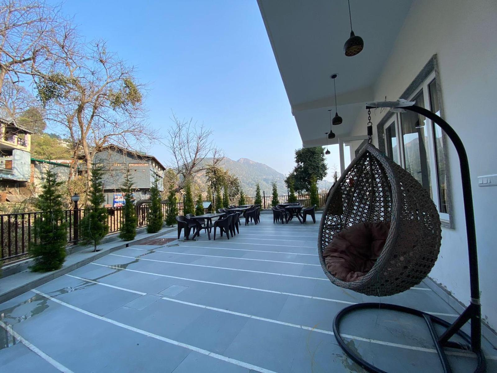 The Aesthetic Hotel & Restaurant Bhimtal Exterior photo